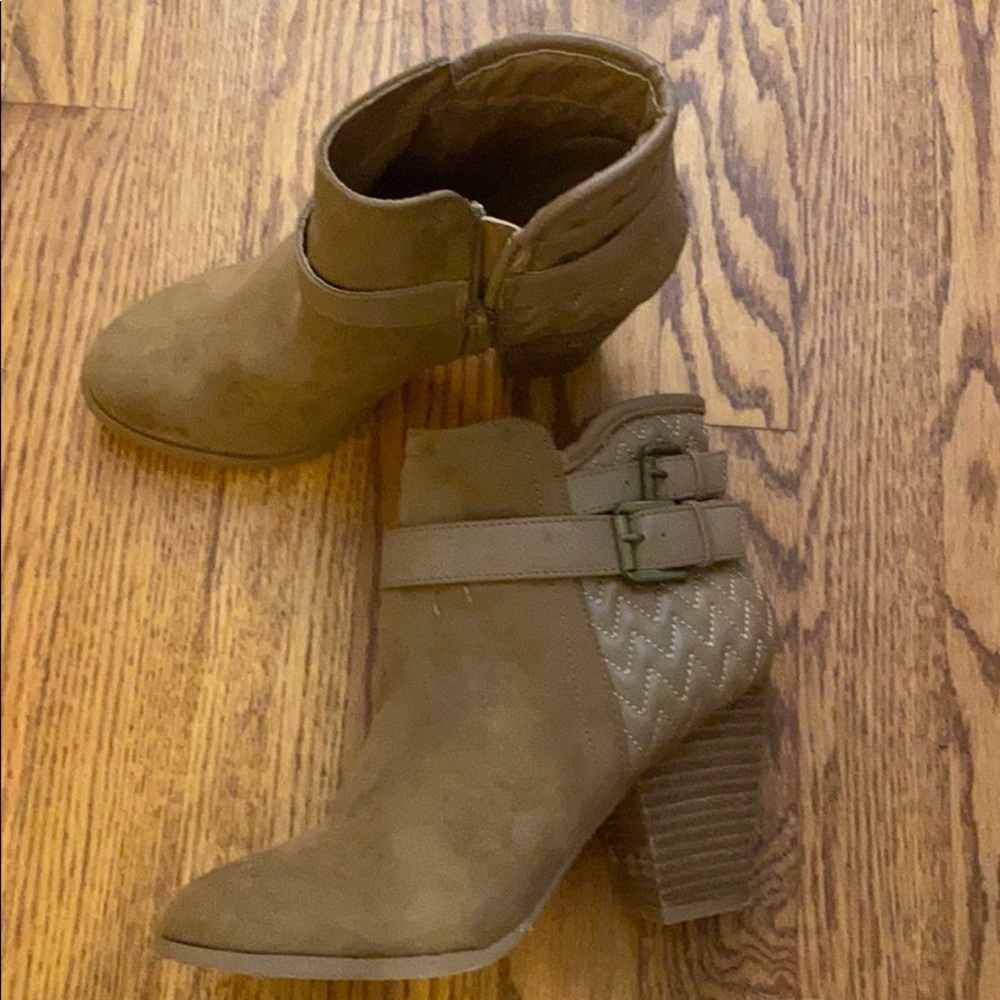 tan suede heeled boots